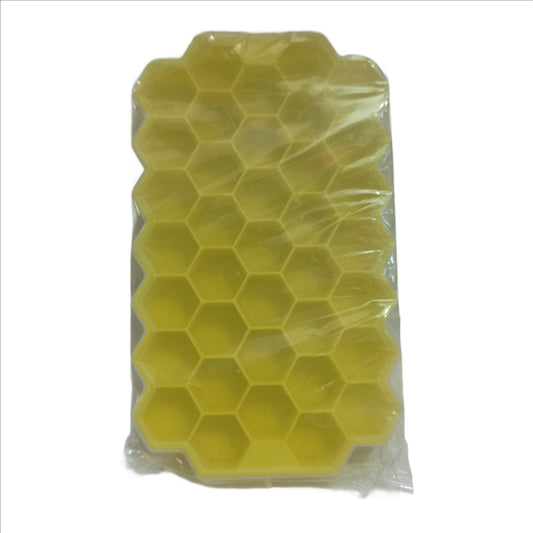 Brain Freezer Pack of Ice Cube Trays with Removable Lids Reusable Mould Flexible 37 Cubes